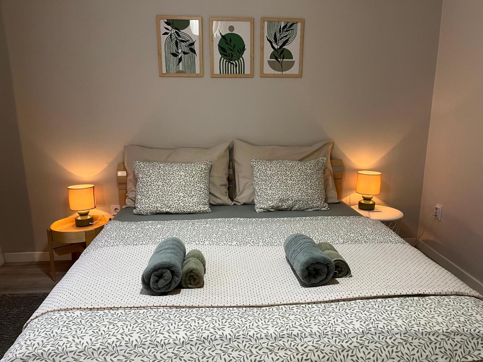 Larix Apartman Будапеща Екстериор снимка