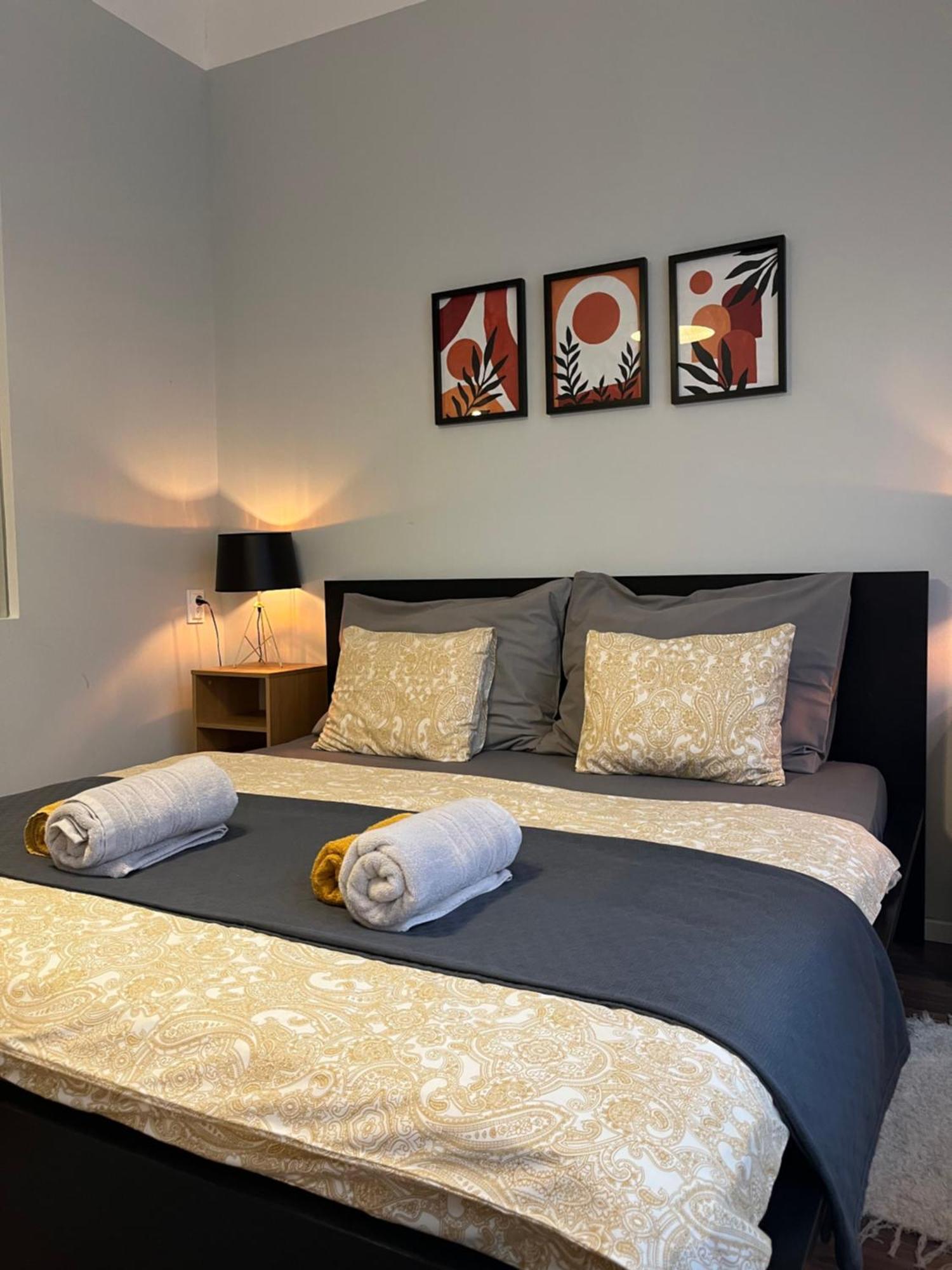 Larix Apartman Будапеща Екстериор снимка