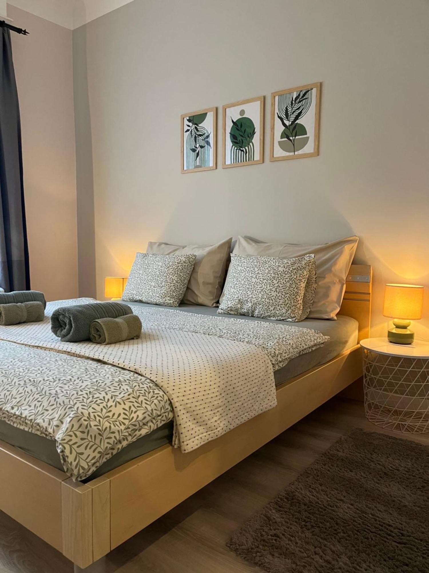 Larix Apartman Будапеща Екстериор снимка